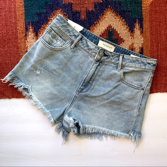 PacSun Pants - • PacSun • High rise denim shorts in size 28
